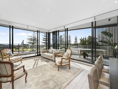 202/21 Freeman Loop, North Fremantle WA 6159
