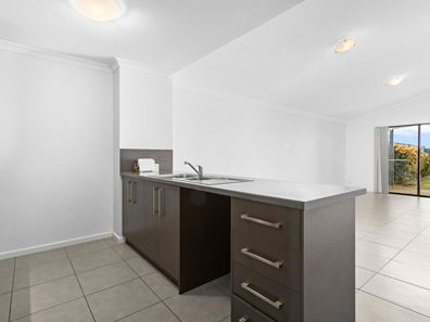 14 Ausfeld Street, Banksia Grove WA 6031