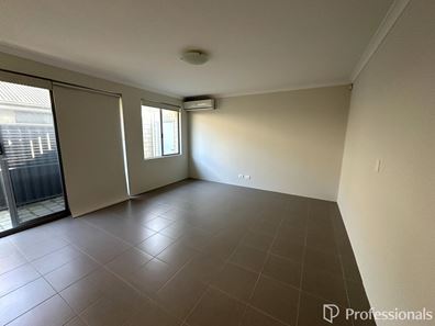 17A Elderflower Street, Treeby WA 6164