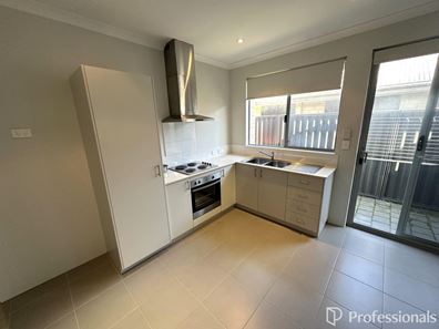 17A Elderflower Street, Treeby WA 6164