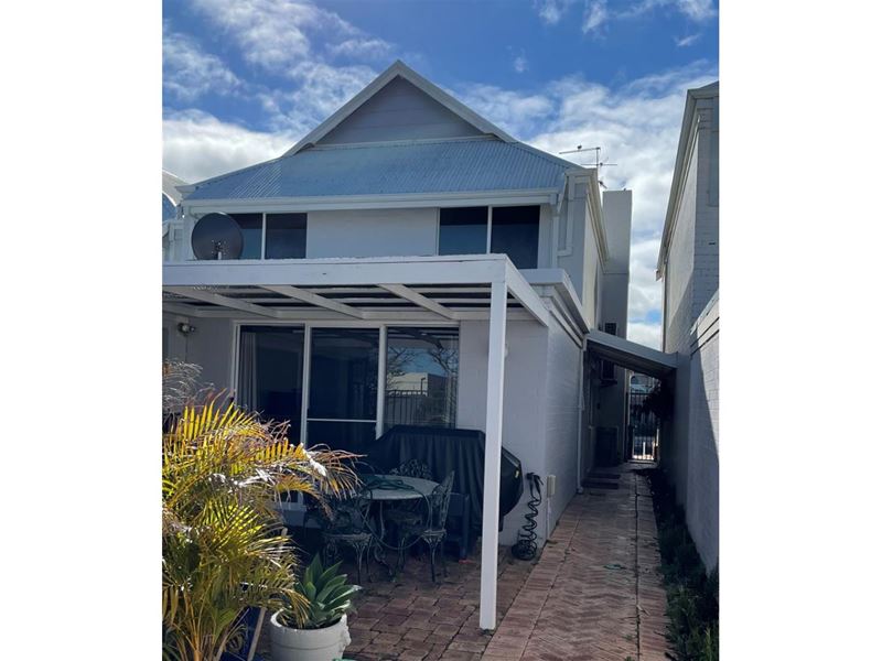 75 Waterside Drive, Dudley Park WA 6210