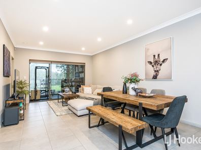 7/14 Gelirah  Lane, Martin WA 6110