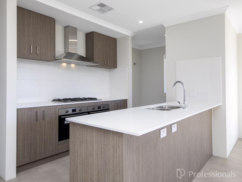 9 Sandstone Road, Eglinton WA 6034