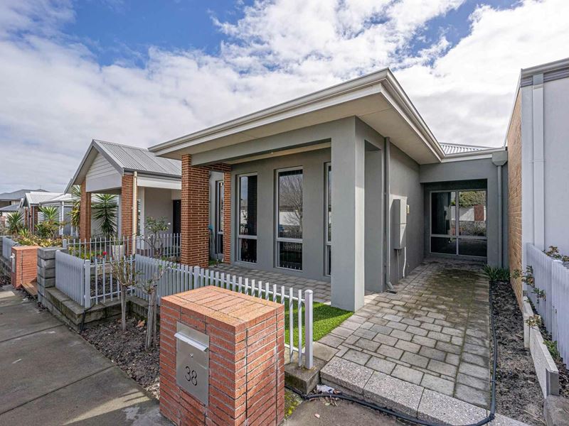 38 Boulton Loop, Ellenbrook WA 6069