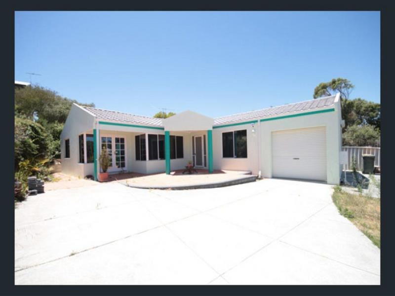 4 Walton Place, Quinns Rocks