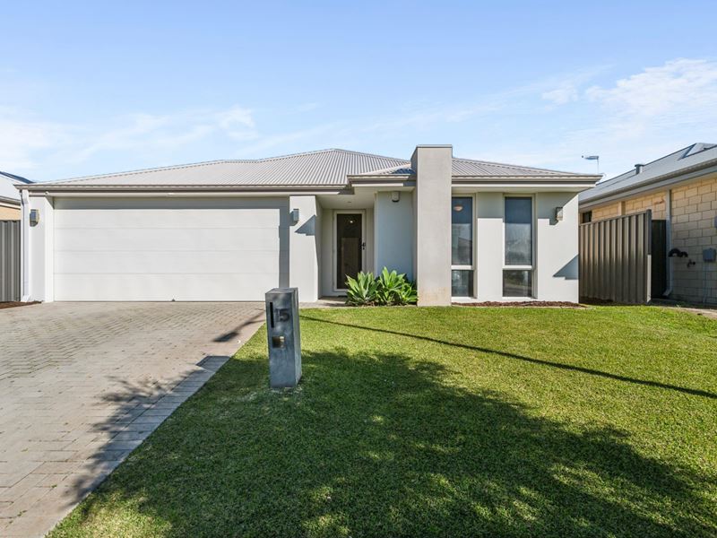 15 Magenta Vista, Brabham WA 6055