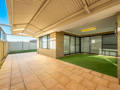 45 Cunderdin Loop, Dawesville WA 6211