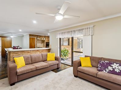 23 Rosewood Crescent, Dianella WA 6059