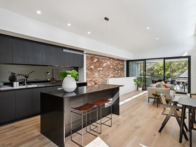 2/8 Wood Street, Fremantle WA 6160