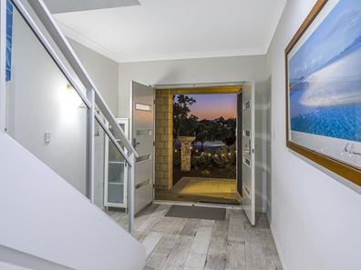 8A Gretel Drive, Falcon WA 6210