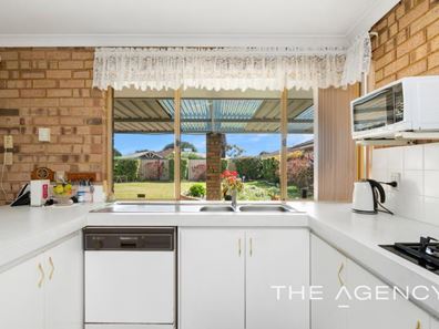 1 Brighton Close, Warnbro WA 6169