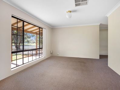 2 Hicks Road, Hannans WA 6430
