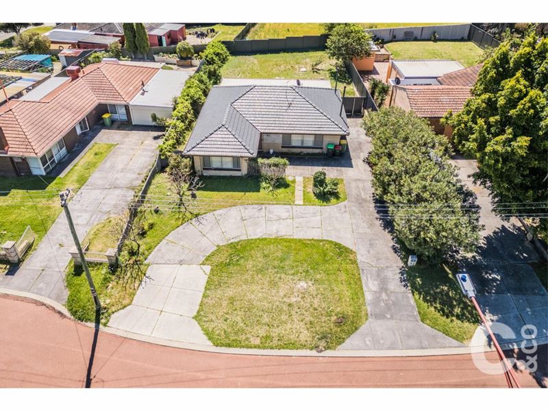 37 Sulphur Road, Orelia WA 6167