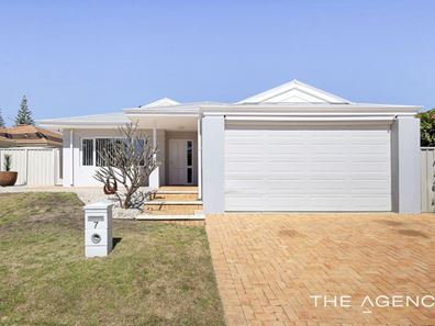 7 Savona Grove, Mindarie WA 6030
