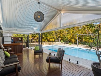 4 Edna Way, Duncraig WA 6023