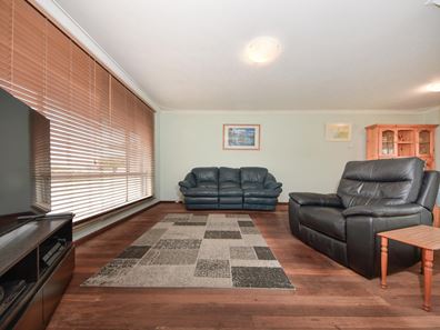 70 Malibu Road, Safety Bay WA 6169