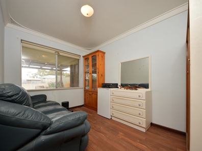 70 Malibu Road, Safety Bay WA 6169