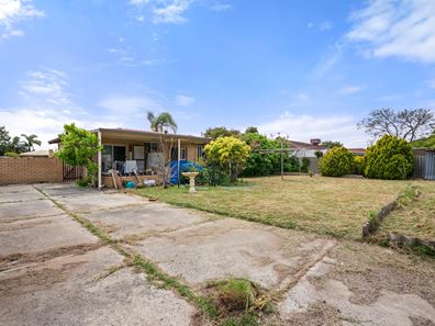 29 Quamby Place, Rockingham WA 6168