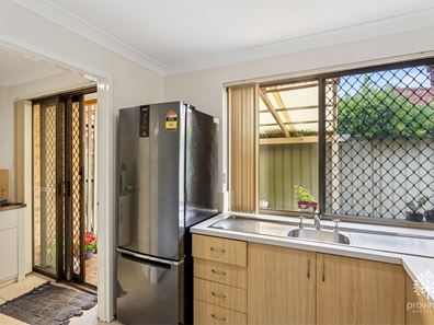 6/3 Poets Lane, Kalamunda WA 6076