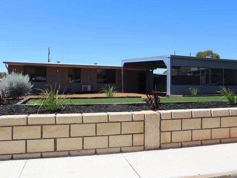 50 Saltbush Road, Kambalda West WA 6442
