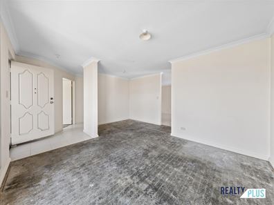 2 Henrietta Court, Coogee WA 6166