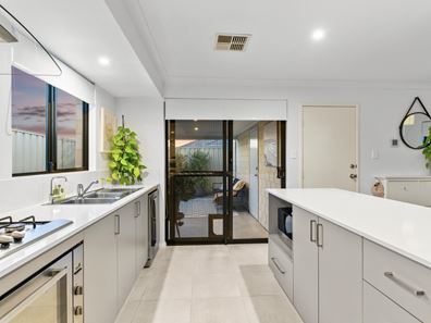 44 Birch Road, Aubin Grove WA 6164