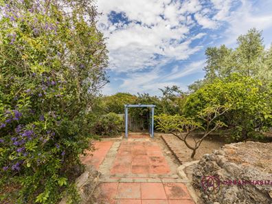 49 Orelia Avenue, Orelia WA 6167
