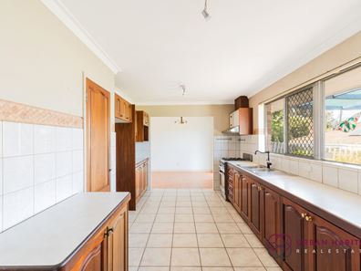 49 Orelia Avenue, Orelia WA 6167