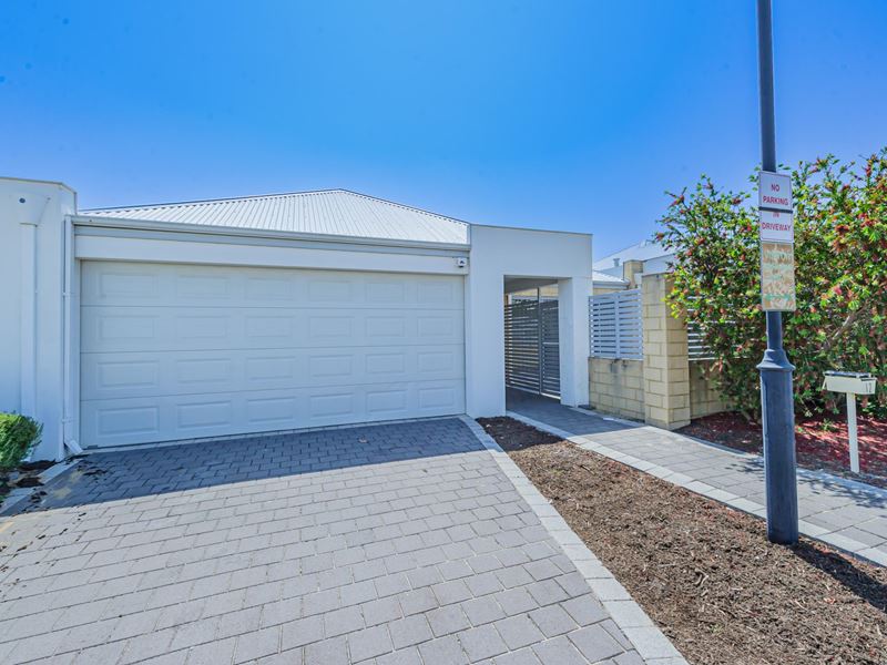 12/4 Montana Crescent, Dayton WA 6055