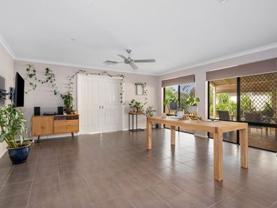 19 Yilkarri Parade, Karlkurla WA 6430