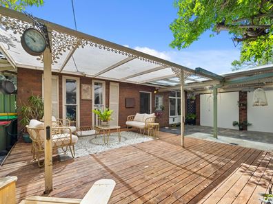 18 Elmslie Street, Orelia WA 6167