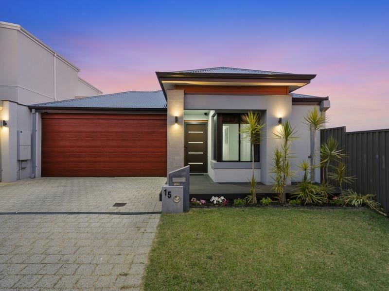 15 Budelli Road, Coogee WA 6166