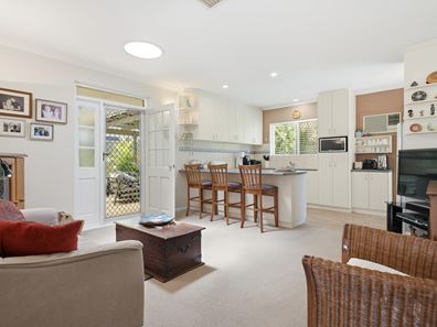 133 Milverton Avenue, Karrinyup WA 6018