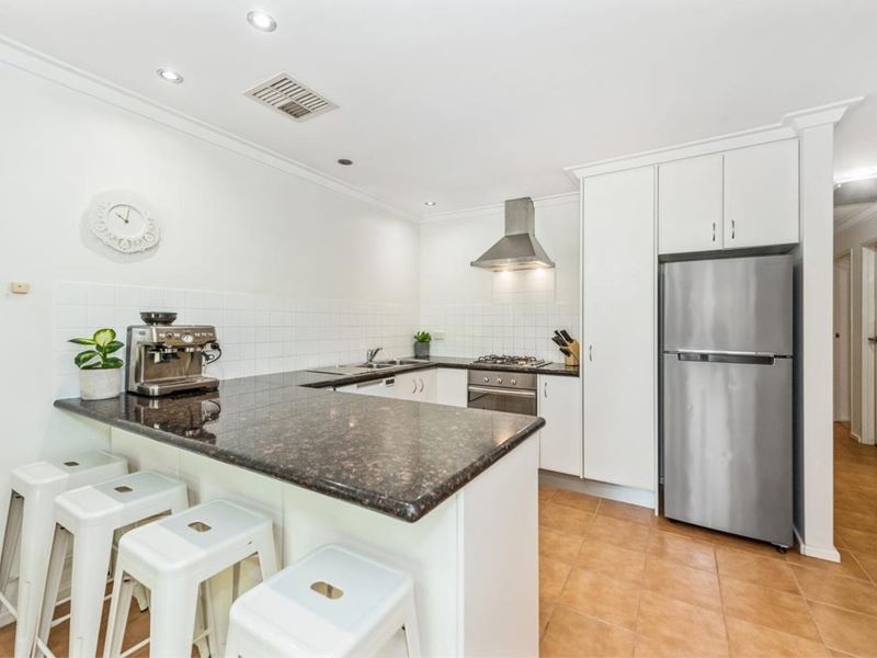 14/16-18 Money Road, Attadale WA 6156