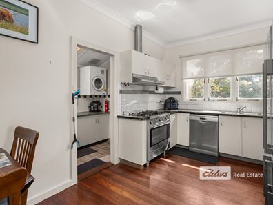 21 Tucker Street, Capel WA 6271
