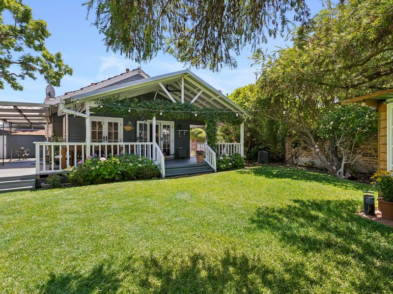 19 Meadow Street, Guildford WA 6055
