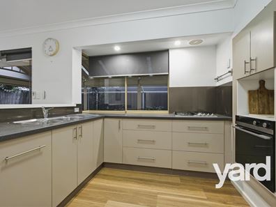 9B Cowan Street, Alfred Cove WA 6154