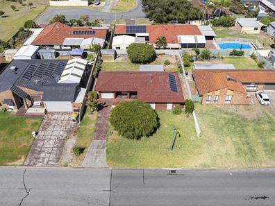 8 Jamaican Road, Safety Bay WA 6169