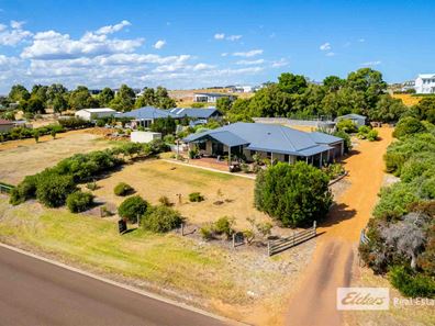 75 Woodward Heights, Hay WA 6333