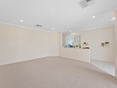 4 Philmont Way, Meadow Springs WA 6210