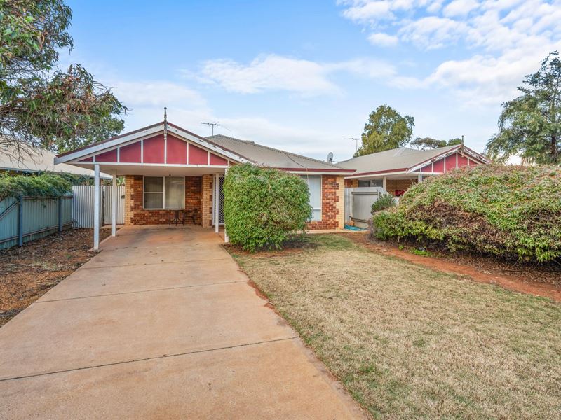 10a Carlyle Court, Boulder