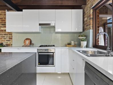 25 Bolton Place, Fremantle WA 6160