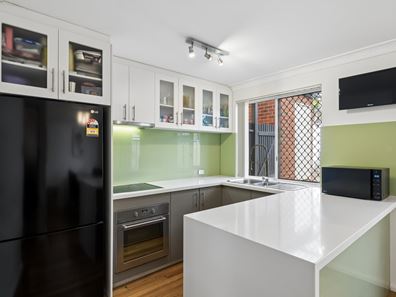 9/39 King George Street, Victoria Park WA 6100