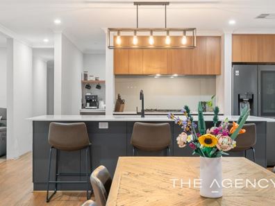 138 Aquamarine Parade, Treeby WA 6164