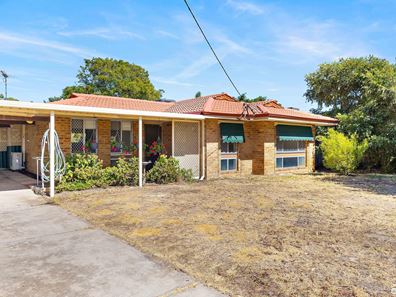 8 Parer Close, Thornlie WA 6108