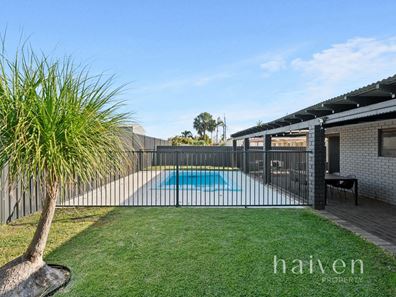 196 Berehaven Avenue, Thornlie WA 6108