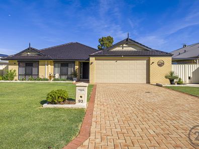 93 Midsummer Circle, Pinjarra WA 6208
