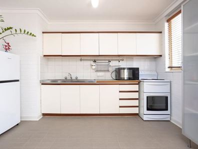 21/159 Fairway, Crawley WA 6009
