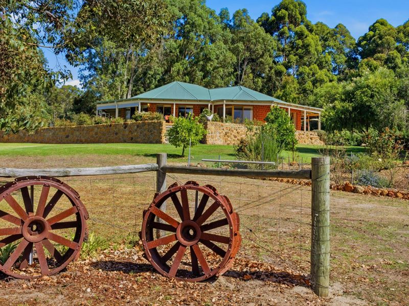 22 Rosella Close, Darradup WA 6275