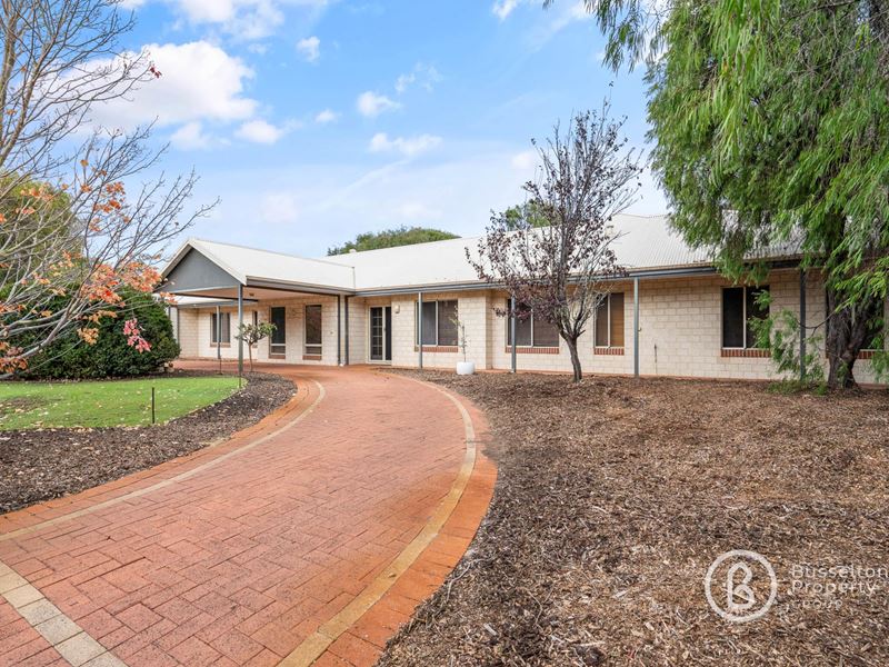 6 Angus Close, Bovell